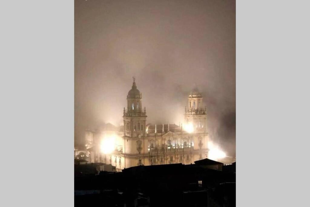 Atico Singular En El Centro Historico. Apartman Jaén Kültér fotó