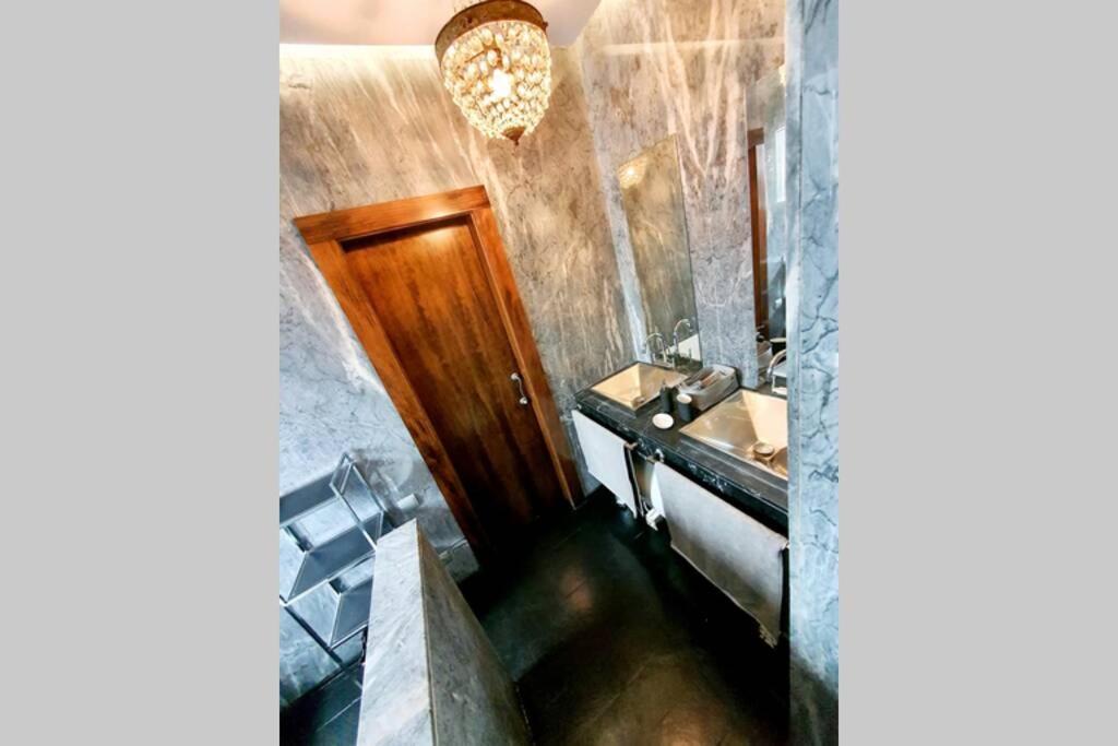 Atico Singular En El Centro Historico. Apartman Jaén Kültér fotó